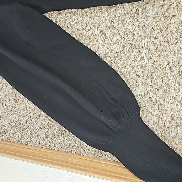 Magaschoni Sweater - Picture 8 of 8